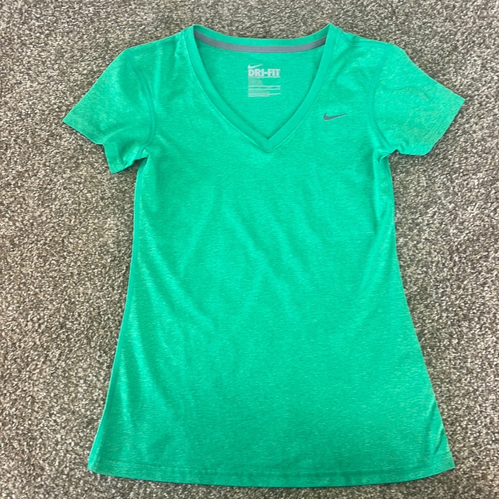 Nike V-Neck Dri-Fit Running T-Shirt Kelly Green Eagles Irish